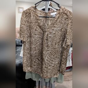 Liz Claiborne Brown Leaf Print Women's Top